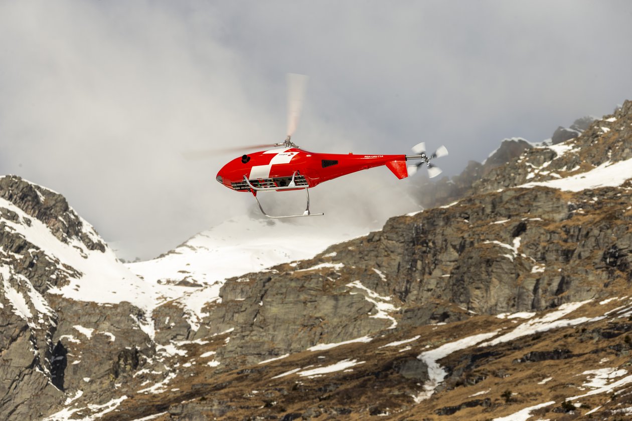 Rega-Drohne im Flug
