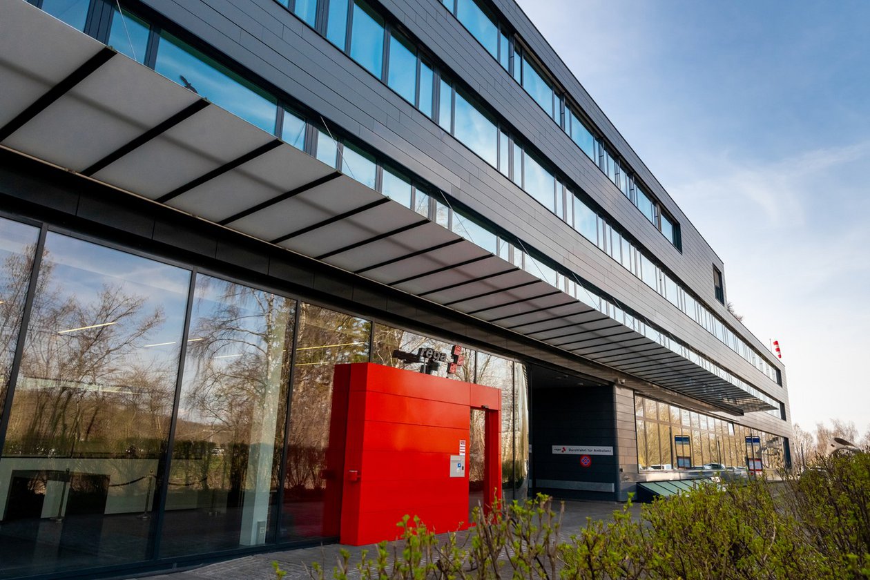 Centre Rega : siège à l’aéroport de Zurich