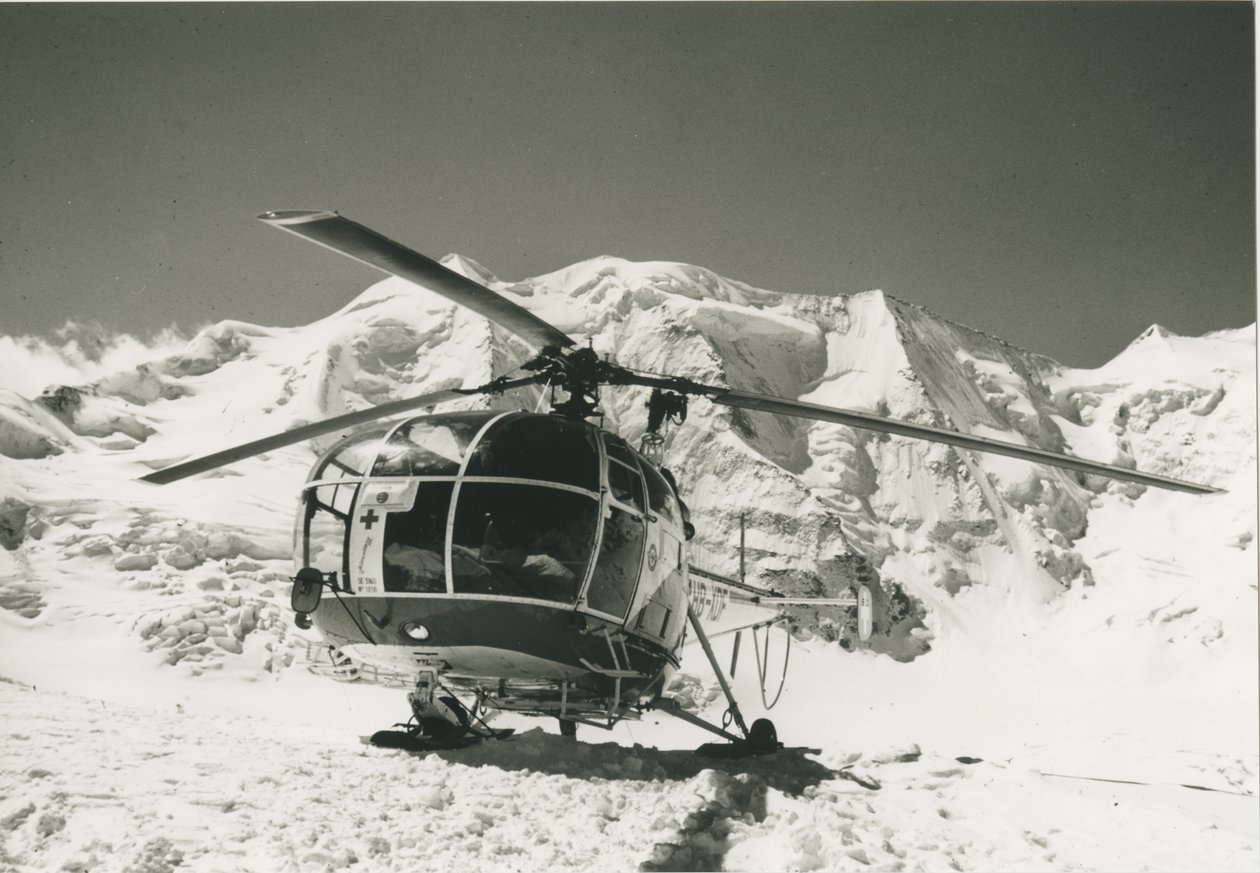 Alouette III SA316B (HB-XDF) im verschneiten Gebirge