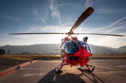 Airbus H145 sulla pista di atterraggio