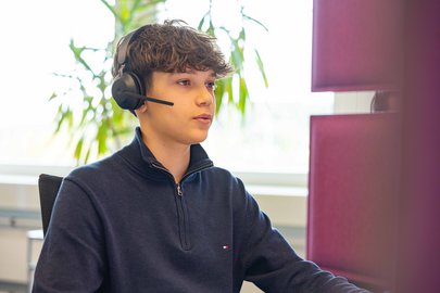 Kaufmann am Telefon