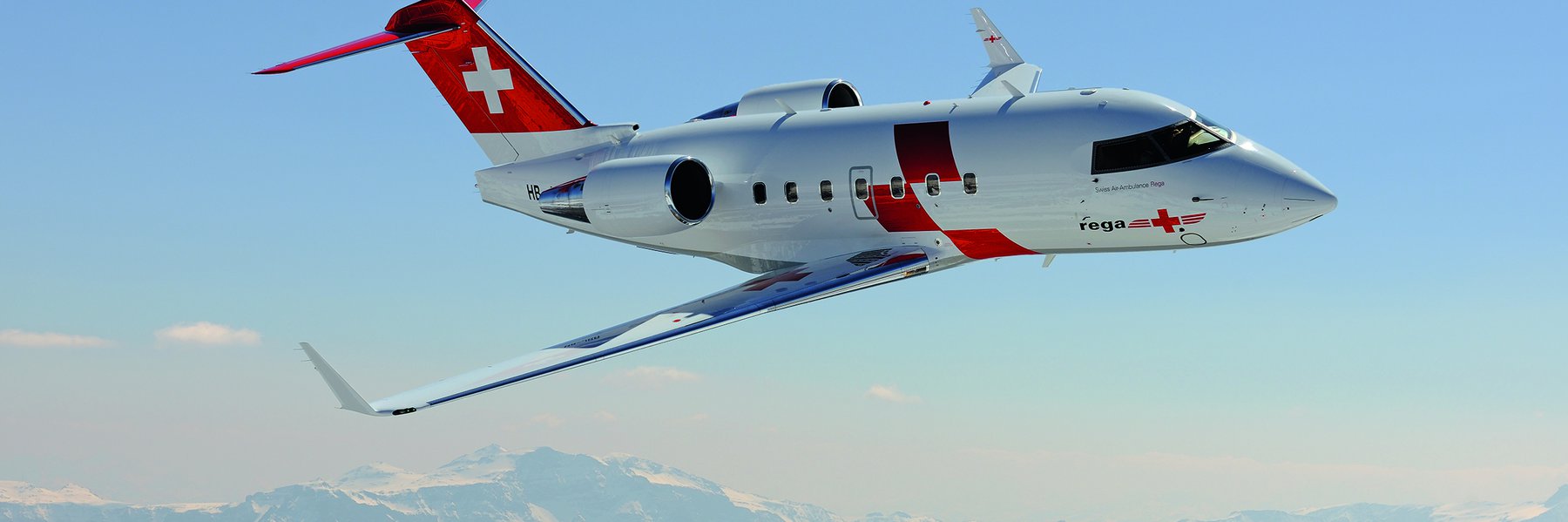 Einer der drei Rega-Ambulanzjets im Einsatz