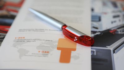 Rapport annuel avec stylo