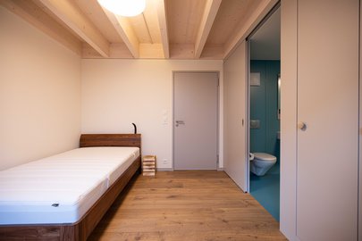 Schlafzimmer für die Rega-Crew auf der Basis Mollis