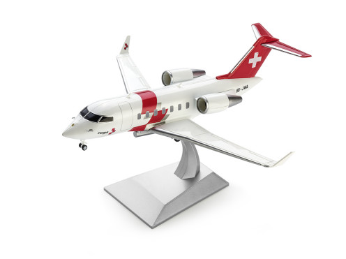 Jet Challenger 650, modello in scala 1:100, presentazione ingrandita